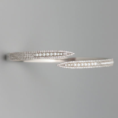 Aurora Pearl Line Bracelet